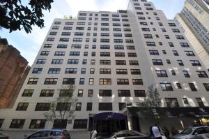 lexingtontowers credit christopherbride Natixis, UBS provide $550M Refi for UES Resi Towers