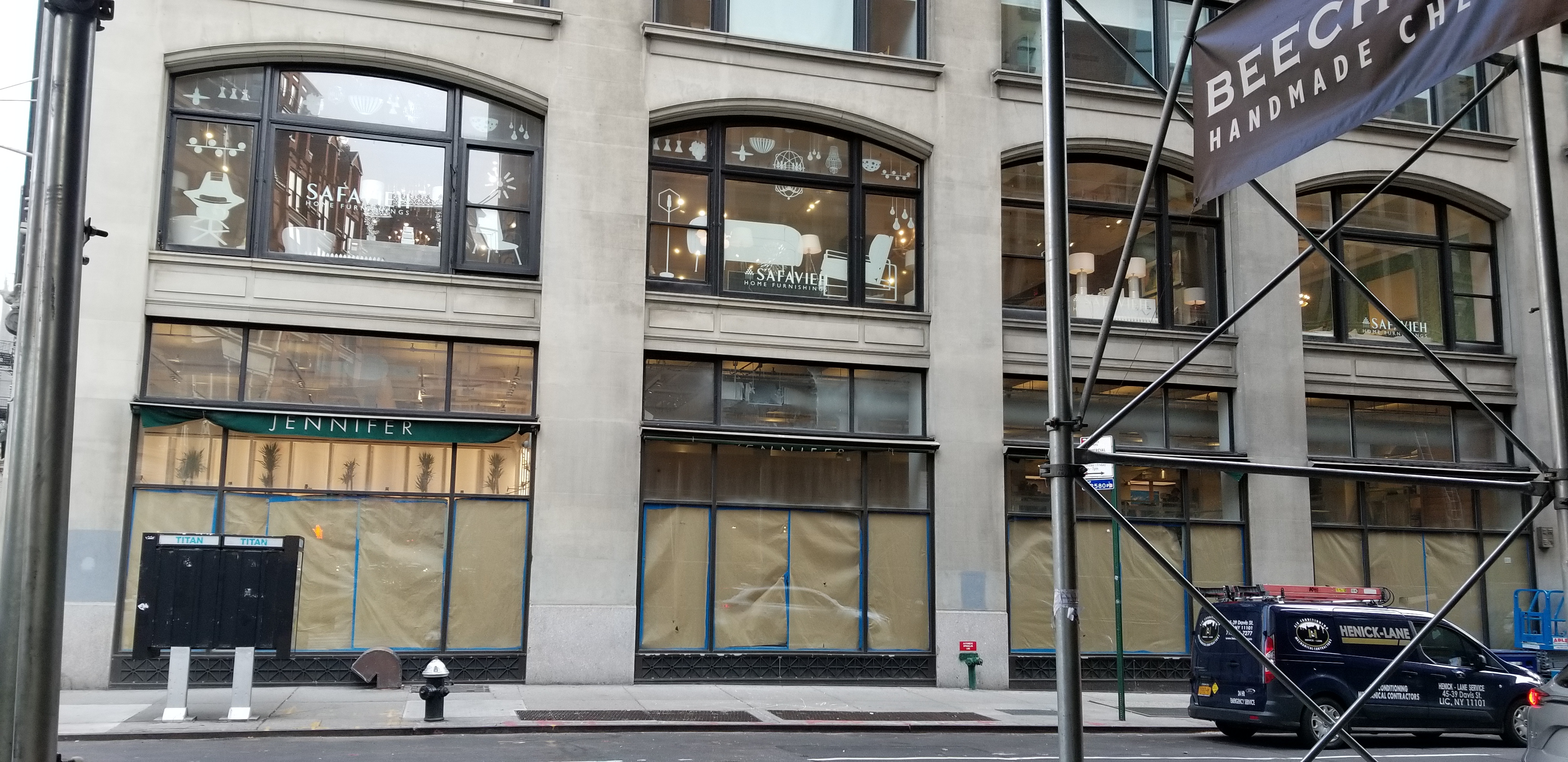 20181206 104227 WeWork Imminently Opening Retail Space at 902 Broadway [Updated]