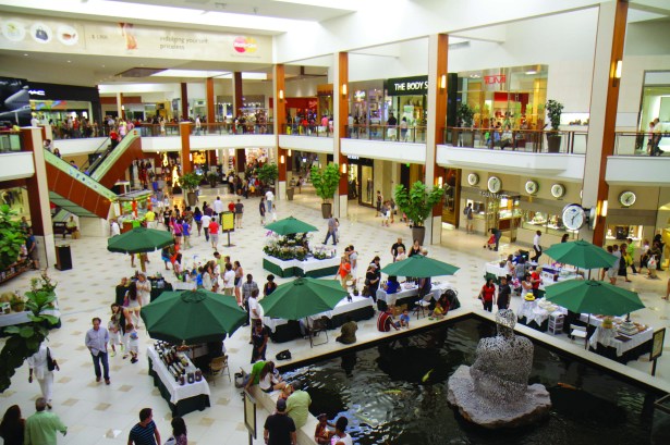 gettyimages 635713278 Malls Ousted From CMBS Conduits as Retail Sector Labors