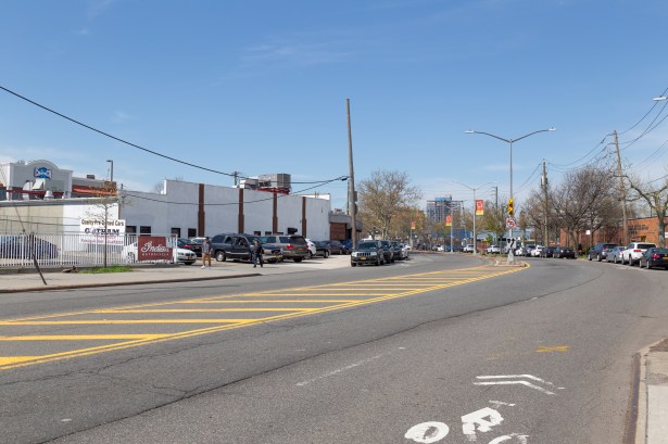 The Bay Street Rezoning Could Be a Boon to the Area or a Migraine for Residents 20190423 img 0457 2 The Bay Street Rezoning Could Be a Boon to the Area or a Migraine for Residents