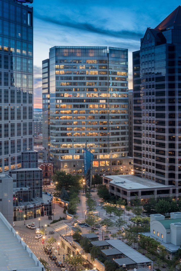 kbs 222 main exterior 2 MetLife Lends $105M on Downtown Salt Lake City Office Tower