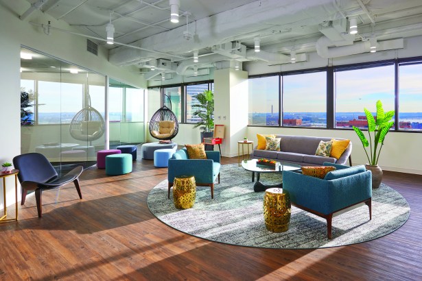 Office REITs Gauge the Risks and Rewards of Coworking hdphoto 181206 01 fs Office REITs Gauge the Risks and Rewards of Coworking